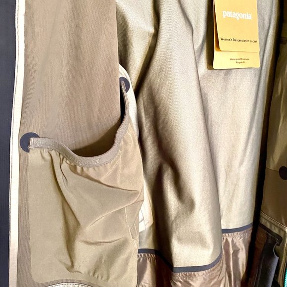 NWT Patagonia Decensionist Jacket - Navy - Picture 9 of 15